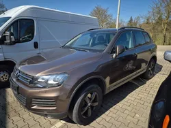 Braun Gebraucht 2013 VW Touareg SUV | 15.490 € (Fairer Preis)