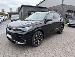 Schwarz Gebraucht 2024 VW Tiguan R-line SUV | 46.450 €