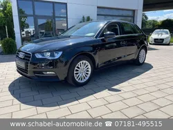 Brillantschwarz (metallic) Gebraucht 2013 Audi A3 Sportback Ambiente Limousine | 11.750 € (Guter Preis)