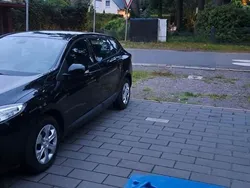 Schwarz Gebraucht 2011 Renault Mégane III Expression Limousine | 4.500 € (Guter Preis)