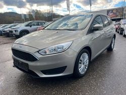 Grau Gebraucht 2015 Ford Focus Trend Kombi | 4.800 € (Guter Preis)