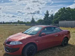 Rot Gebraucht 2006 Renault Mégane Cabriolet Cabrio | 3.500 €