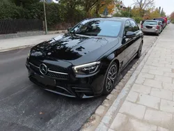 Schwarz Gebraucht 2022 Mercedes E300 AMG Limousine | 43.900 € (Fairer Preis)