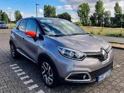 Grau Gebraucht 2015 Renault Captur Luxe SUV | 6.700 € (Guter Preis)