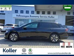 Grenadillschwarz metallic Gebraucht 2024 VW Golf VIII Goal Kombi | 28.970 €