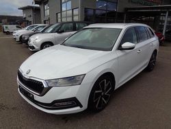 Weiß Gebraucht 2020 Skoda Octavia Style Kombi | 17.999 € (Fairer Preis)