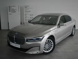 Silber Gebraucht 2019 BMW 745e Limousine | 81.908 €