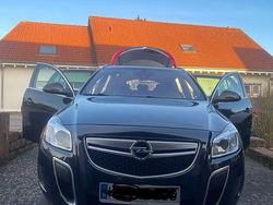 Schwarz Gebraucht 2012 Opel Insignia OPC Kombi | 14.500 €