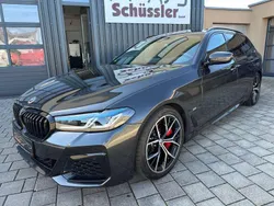 Sophistograu metallic Gebraucht 2023 BMW 530 M Sport Kombi | 65.950 €