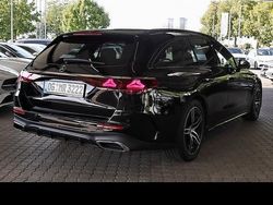 Gebraucht 2025 Mercedes E220 AMG line | 65.590 €