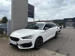 Weiß Gebraucht 2024 Cupra Leon VZ Kombi | 28.880 € (Guter Preis)