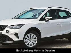 Weiß Gebraucht 2024 Seat Arona Style SUV | 20.970 € (Guter Preis)