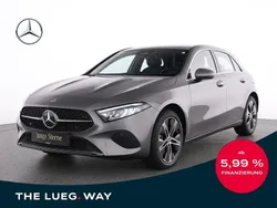 Grau metalliclack mountaingrau Gebraucht 2024 Mercedes A250 Progressive Limousine | 29.999 € (Fairer Preis)