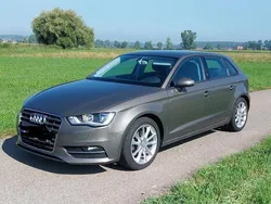 Braun Gebraucht 2015 Audi A3 Sportback Ambition Limousine | 13.850 € (Fairer Preis)