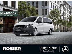 Weiss / arktikweiss Gebraucht 2022 Mercedes Vito Kombi | 36.831 € (Teuer)
