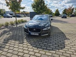 Schwarz Gebraucht 2016 Jaguar XF Prestige Limousine | 15.000 € (Fairer Preis)