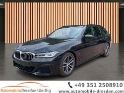 Black sapphire metallic Gebraucht 2023 BMW 520 M Sport Kombi | 37.980 € (Etwas zu teuer)