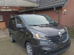 Schwarz Gebraucht 2017 Renault Trafic Authentique Van | 16.500 € (Fairer Preis)