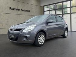 Grau Gebraucht 2012 Hyundai i20 Classic Limousine | 5.499 € (Fairer Preis)