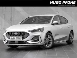 Moondust silver metallic Gebraucht 2024 Ford Focus ST-Line X Limousine | 25.850 € (Guter Preis)