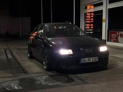 Schwarz Gebraucht 2003 Seat Leon Limousine | 5.499 €