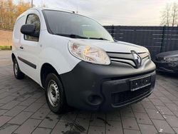 Mineral weiss Gebraucht 2016 Renault Kangoo Basis Van / Kleinbus | 4.990 € (Superpreis)