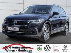 Deep black perleffekt Gebraucht 2021 VW Tiguan Life SUV | 27.927 € (Fairer Preis)
