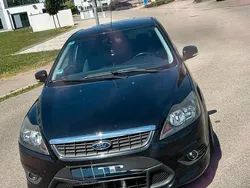 Schwarz Gebraucht 2009 Ford Focus Limousine | 2.000 €