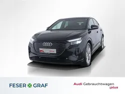 Mythosschwarz metallic Gebraucht 2024 Audi Q4 Sportback e-tron Ambiente SUV | 44.220 € (Fairer Preis)