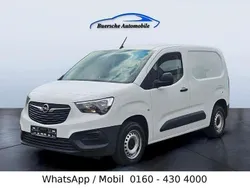 Weiß Gebraucht 2018 Opel Combo Selection Van / Kleinbus | 7.999 € (Superpreis)