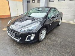 Schwarz Gebraucht 2008 Peugeot 308 Roland Garros Cabrio | 7.990 €