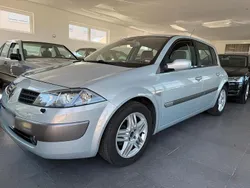 Andere außenfarben Gebraucht 2003 Renault Mégane II Kleinwagen | 3.800 € (Teuer)