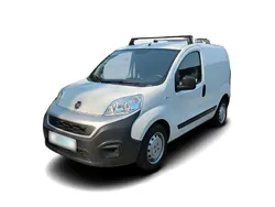 Weiss Gebraucht 2020 Fiat Fiorino Van / Kleinbus | 14.338 € (Teuer)