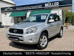 Silber Gebraucht 2007 Toyota RAV4 SUV | 11.499 € (Teuer)