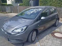 Grau Gebraucht 2015 Opel Corsa Edition Limousine | 5.799 € (Fairer Preis)