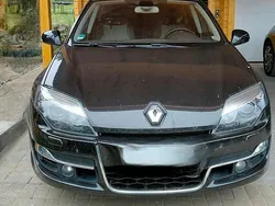 Schwarz Gebraucht 2012 Renault Laguna III Kombi | 5.500 € (Fairer Preis)