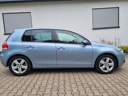 Blau Gebraucht 2010 VW Golf VI Comfortline Limousine | 9.400 € (Etwas zu teuer)