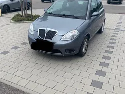 Grau Gebraucht 2007 Lancia Ypsilon Kleinwagen | 1.200 € (Fairer Preis)
