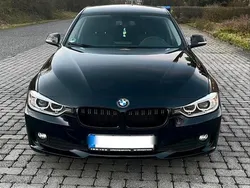 Schwarz Gebraucht 2013 BMW 320 Kombi | 9.000 € (Guter Preis)