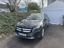 Schwarz Gebraucht 2017 Mercedes GLA220 SUV | 19.500 € (Fairer Preis)