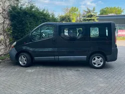 Schwarz Gebraucht 2005 Renault Traffic Van / Kleinbus | 6.500 €