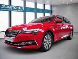 Rot Gebraucht 2021 Skoda Superb Style Kombi | 20.890 € (Superpreis)