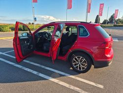 Rot Gebraucht 2018 VW Tiguan Comfortline SUV | 16.990 € (Teuer)