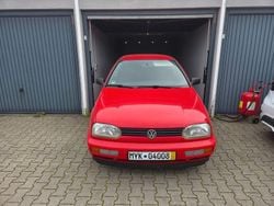 Rot Gebraucht 1996 VW Golf III Limousine | 2.000 € (Guter Preis)