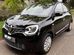 Schwarz Gebraucht 2021 Renault Twingo SE Kleinwagen | 10.100 €