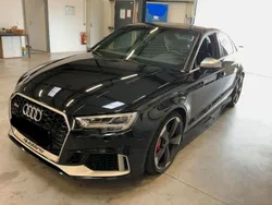 Schwarz Gebraucht 2017 Audi RS3 Ambiente Kleinwagen | 38.499 € (Guter Preis)