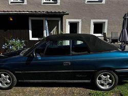 Blau Gebraucht 1996 Opel Astra Cabriolet Cabrio | 2.900 € (Teuer)