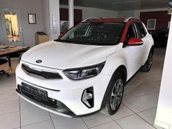 Weißrot Gebraucht 2020 Kia Stonic Spirit SUV | 13.485 € (Guter Preis)
