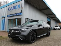Grau Neu 2024 Mercedes GLC200 AMG SUV | 73.780 €