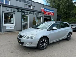 Silber Gebraucht 2011 Opel Astra Kombi | 6.690 € (Fairer Preis)